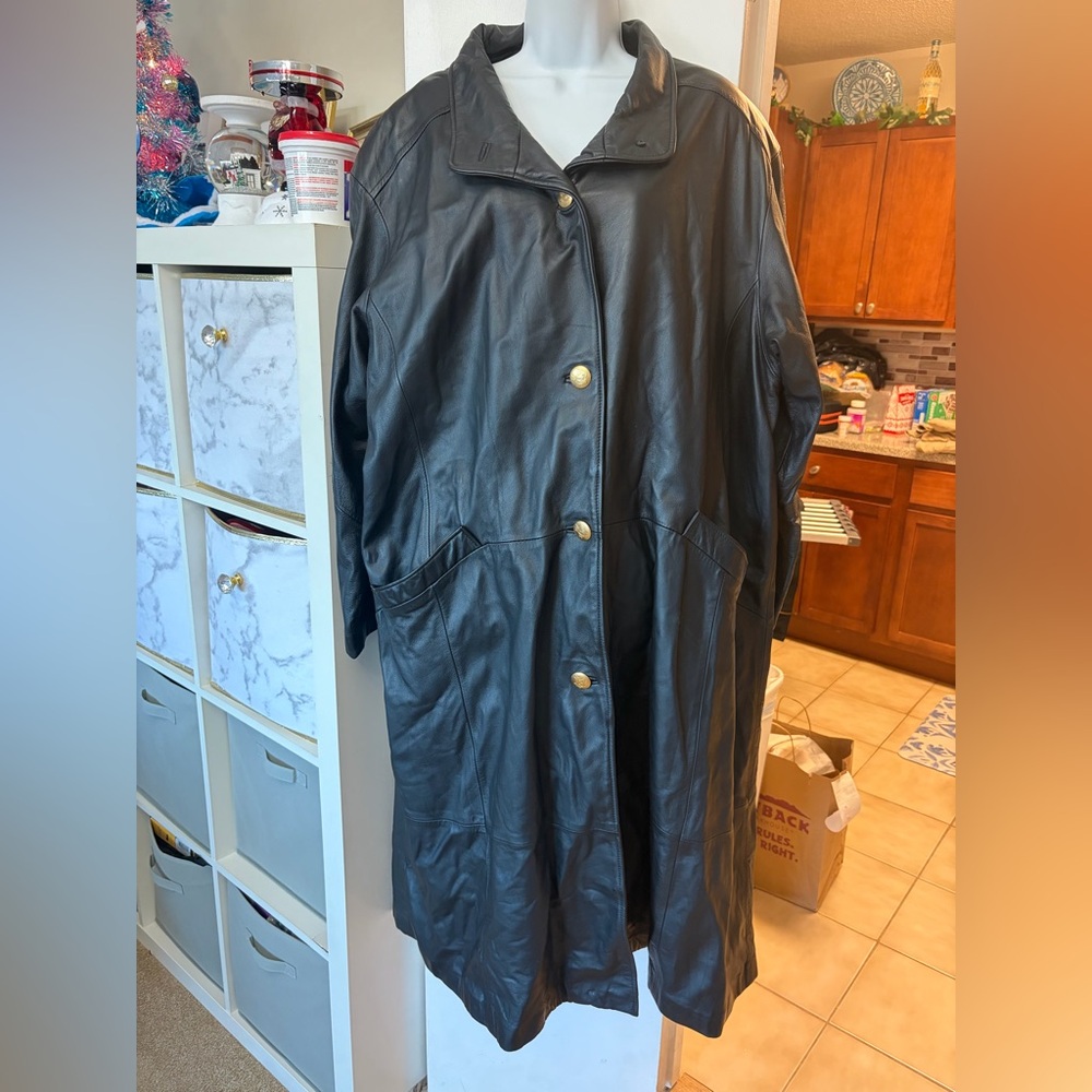 Vintage Wilson’s Leather Women's Black Leather Coat